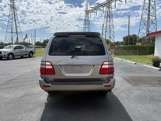 2004 Toyota Land Cruiser - $11,888