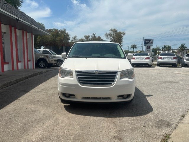 2010 Chrysler Town & Country Touring photo