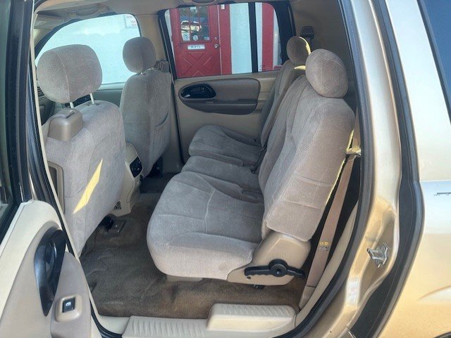 2004 Chevrolet SLX LS photo
