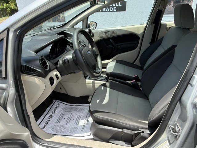 2013 Ford Fiesta - $5,888