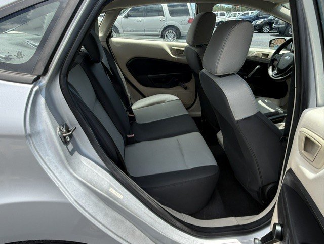 2013 Ford Fiesta - $5,888