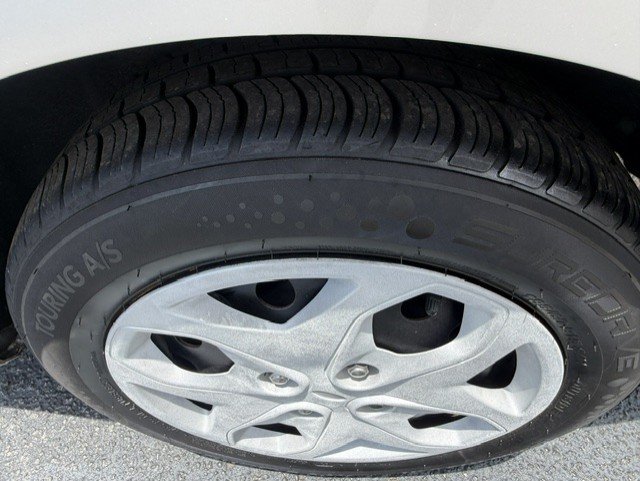 2013 Ford Fiesta - $5,888
