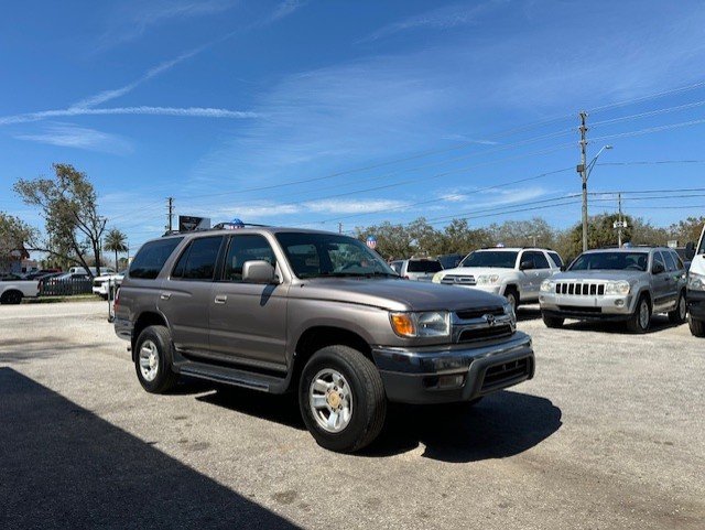 2002 Toyota 4Runner SR5 photo