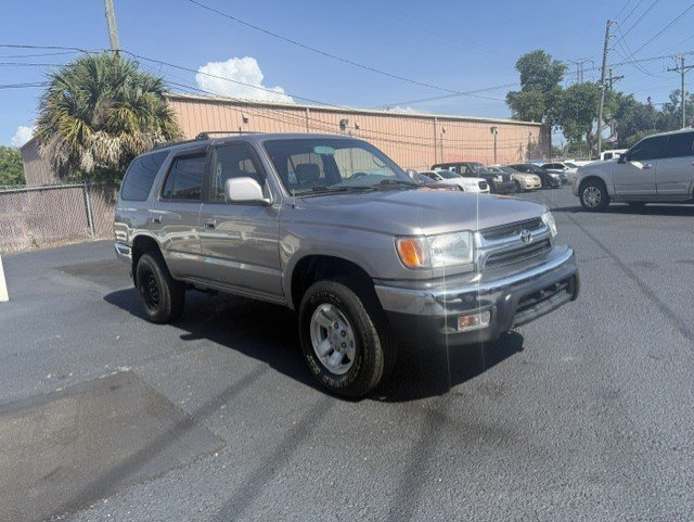 2002 Toyota 4Runner - $5,888