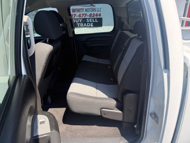 2009 GMC Sierra - $10,888