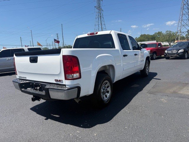 2009 GMC Sierra - $10,888