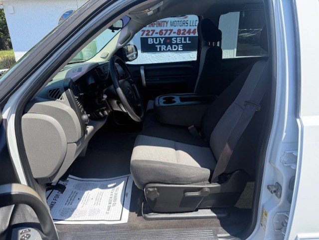 2009 GMC Sierra - $10,888