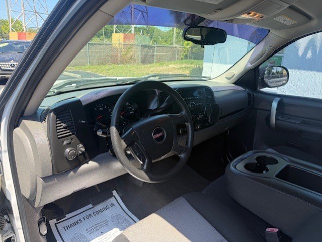 2009 GMC Sierra - $10,888