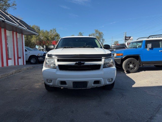 2008 Chevrolet Avalanche - $8,888