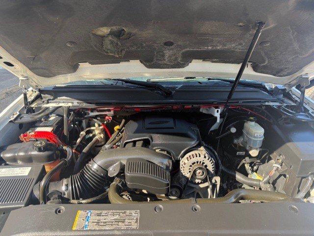 2008 Chevrolet Avalanche - $8,888