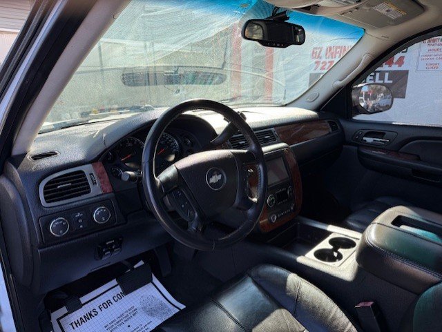 2008 Chevrolet Avalanche - $8,888