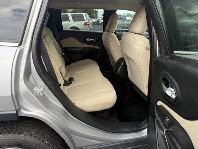 2016 Jeep Cherokee - $5,888