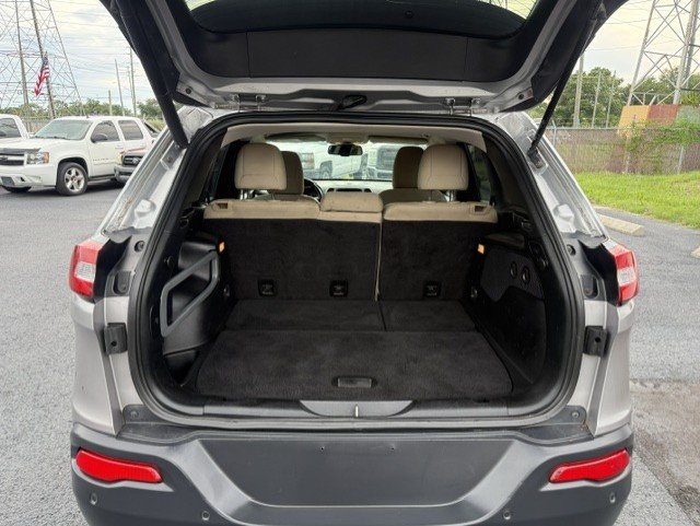 2016 Jeep Cherokee - $5,888
