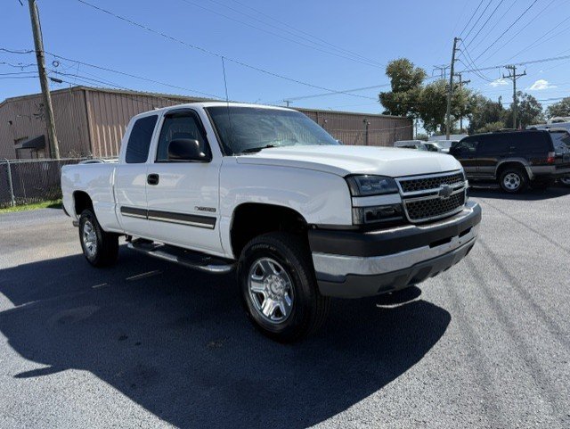 2005 Chevrolet Silverado - $9,888