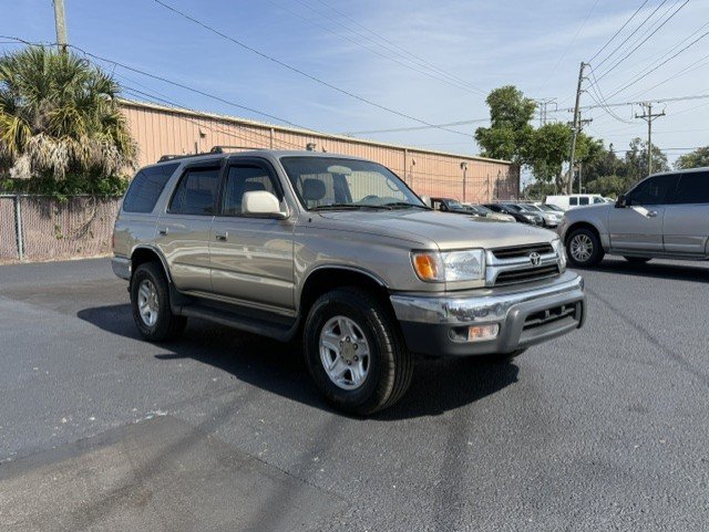 2001 Toyota 4Runner - $11,888