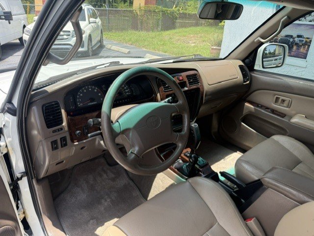 2001 Toyota 4Runner - $11,888
