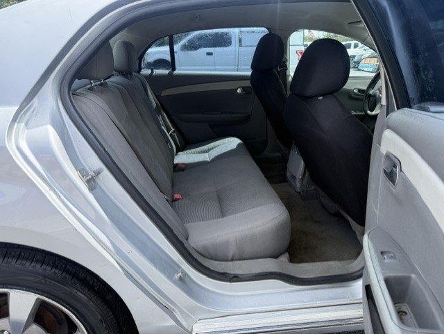 2012 Chevrolet Malibu - $2,888