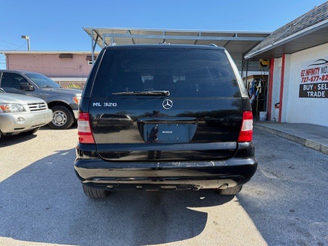 2003 Mercedes-Benz M-Class - $2,888