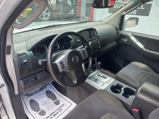 2008 Nissan Pathfinder S photo
