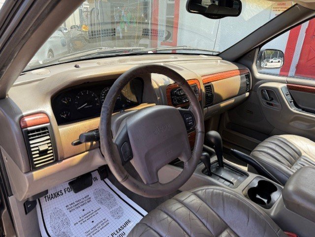 1999 Jeep Grand Cherokee Limited photo