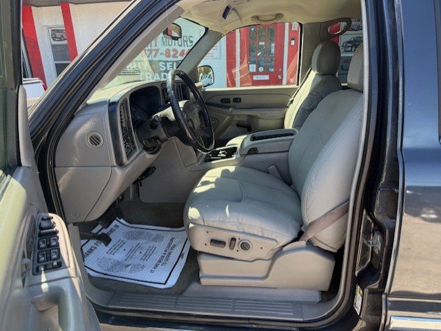 2005 GMC Sierra 2500HD - $7,888