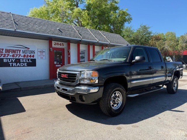 2005 GMC Sierra 2500HD - $7,888