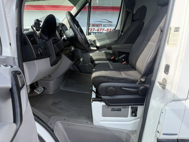 2015 Mercedes-Benz Sprinter - $10,888