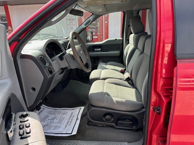 2005 Ford F-150 XLT photo