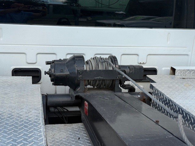 2008 Ford F-550 - $33,888