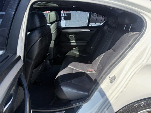 2011 BMW 550i - $7,888