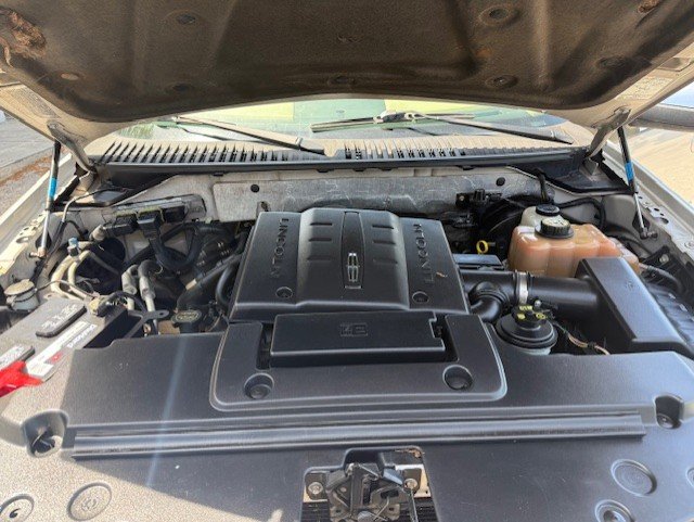 2007 Lincoln Navigator - $5,888