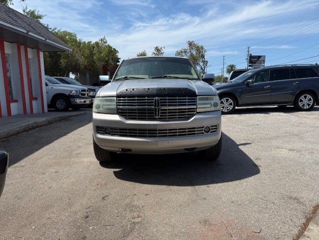 2007 Lincoln Navigator - $5,888