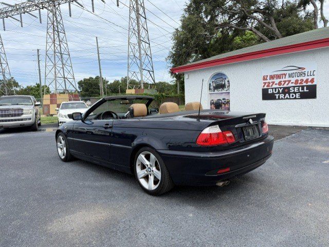 2006 BMW 325ci - $7,888