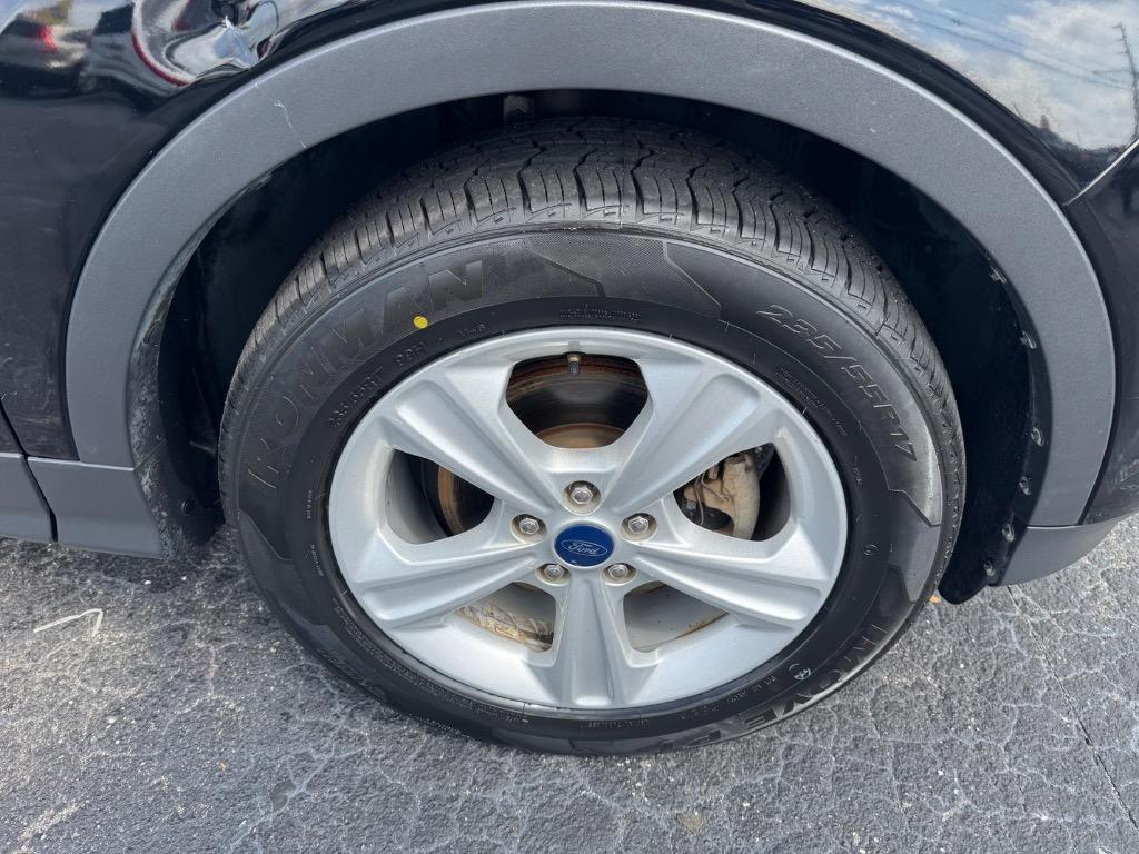 2016 Ford Escape SE photo