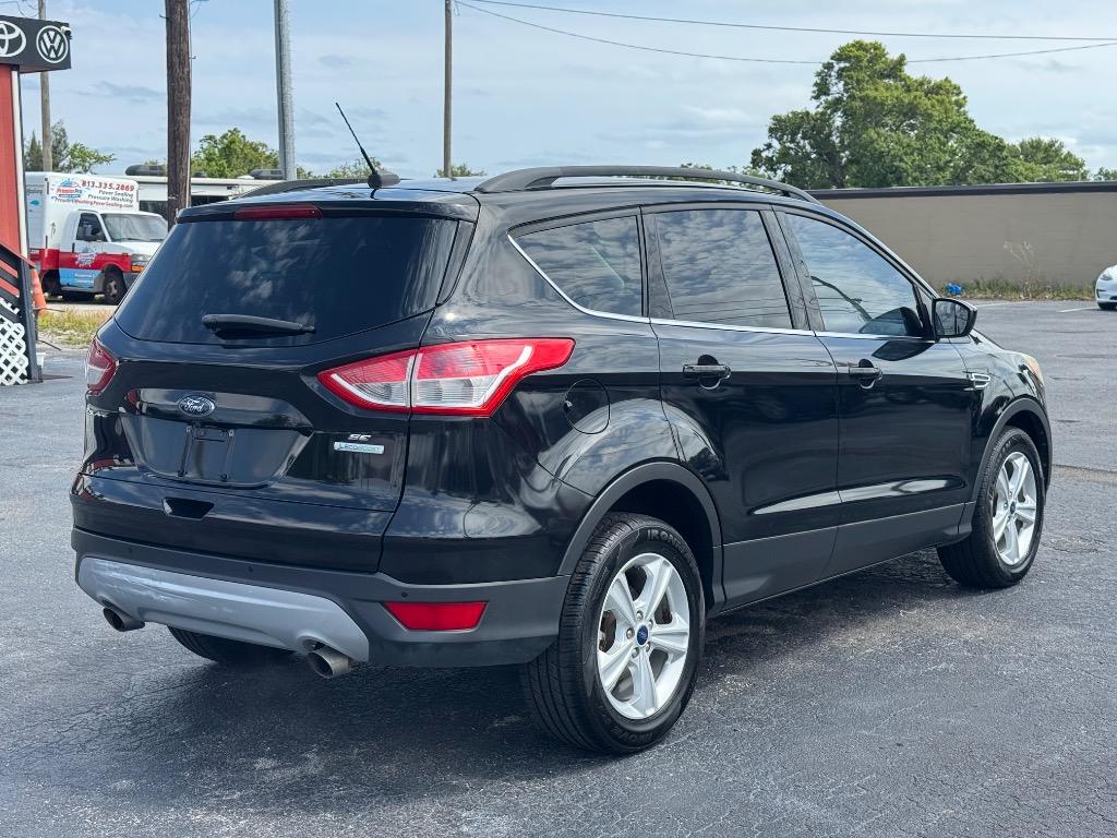 2016 Ford Escape SE photo