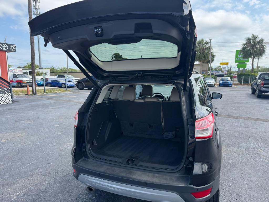 2016 Ford Escape SE photo