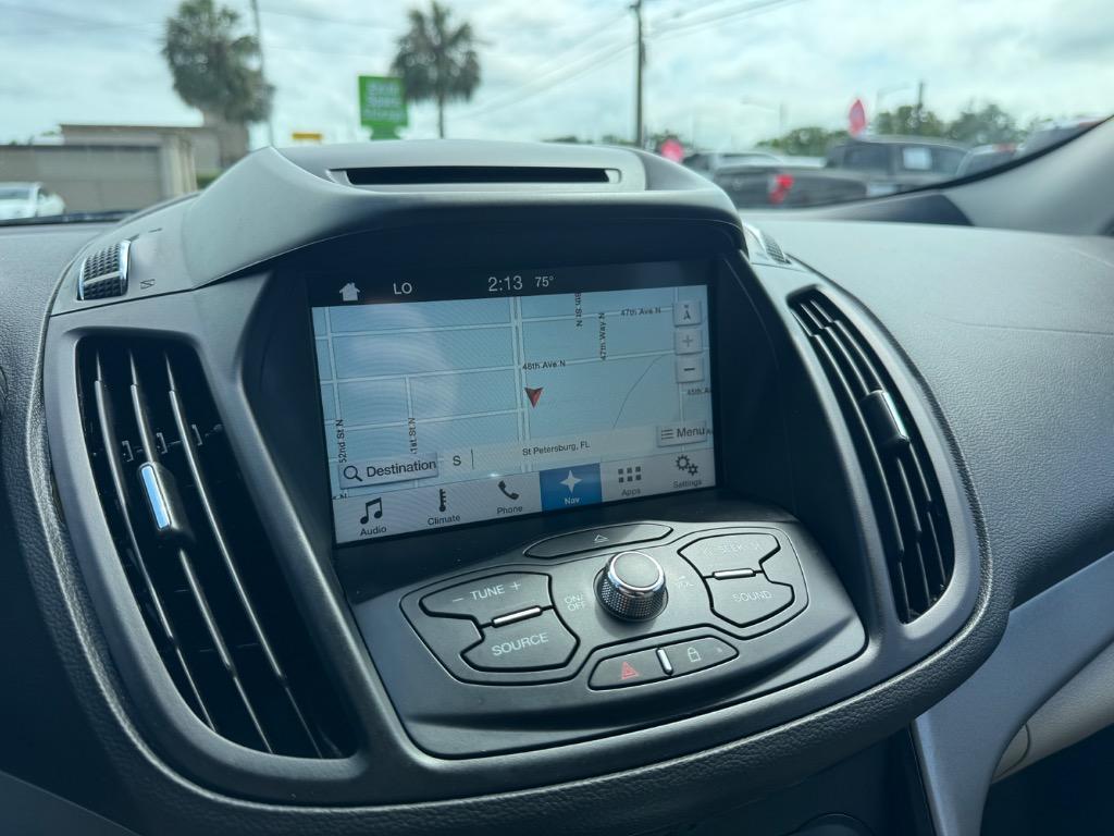 2016 Ford Escape SE photo