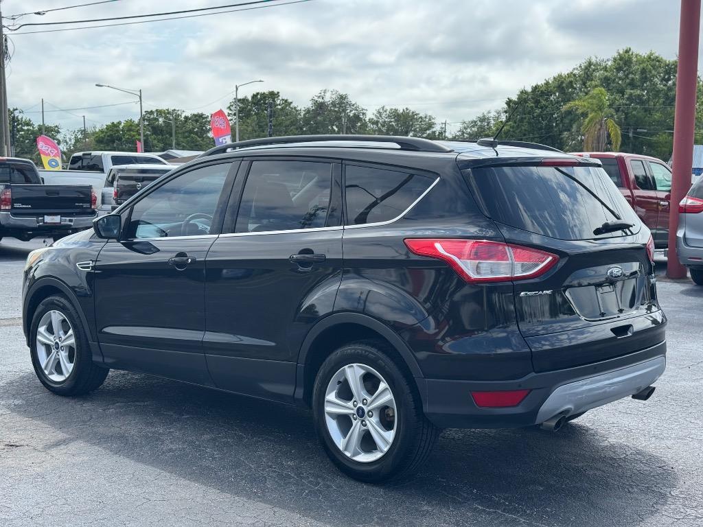2016 Ford Escape SE photo