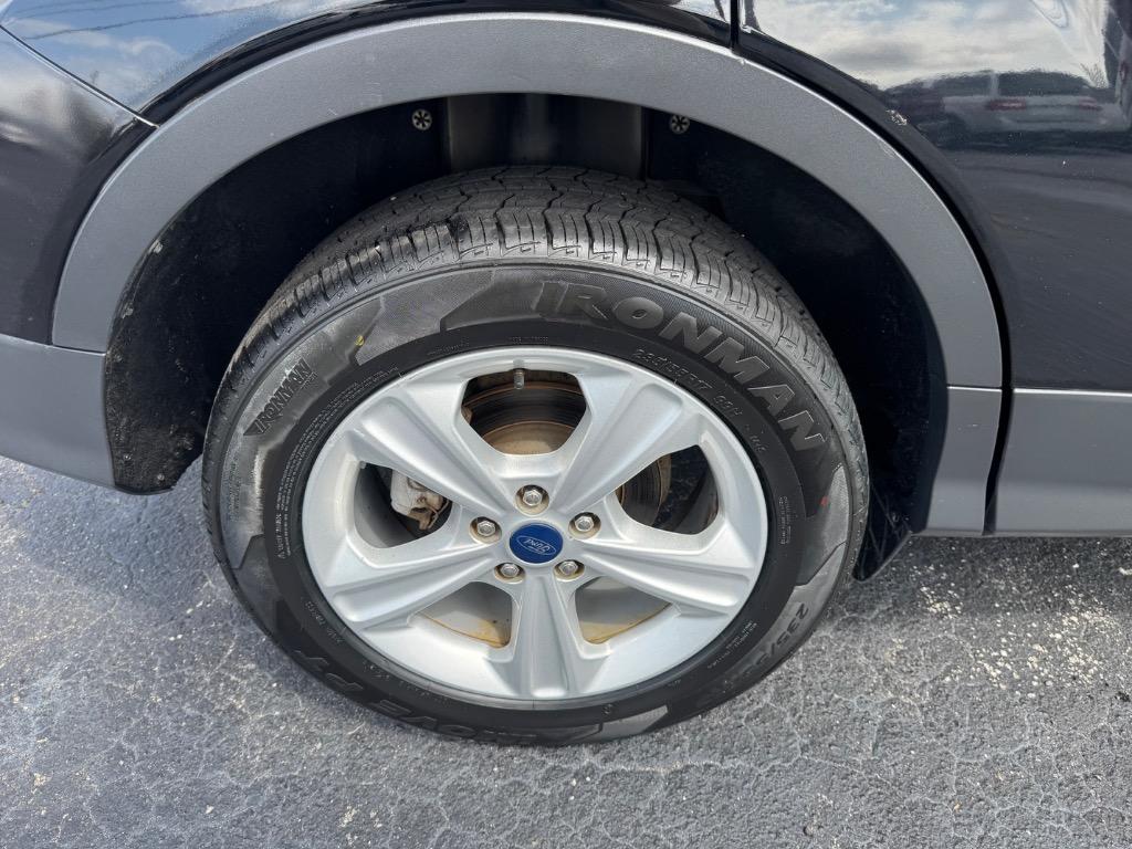 2016 Ford Escape SE photo