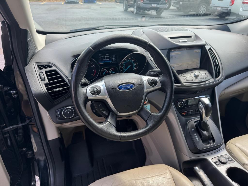 2016 Ford Escape SE photo