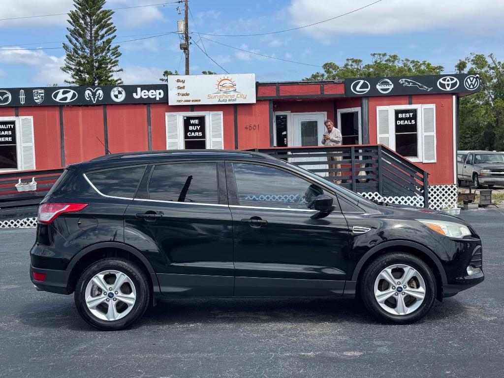 2016 Ford Escape SE photo