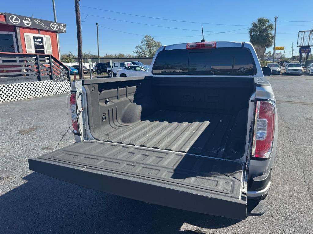 2016 GMC Canyon SLE photo