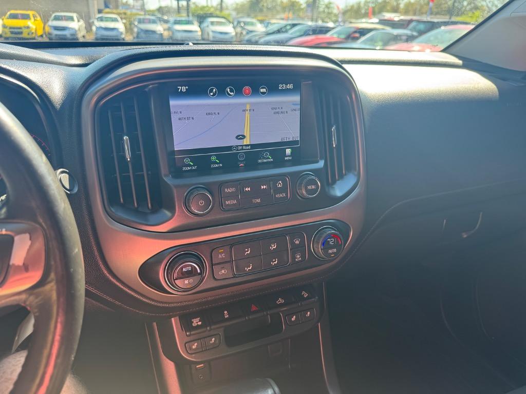 2016 GMC Canyon SLE photo