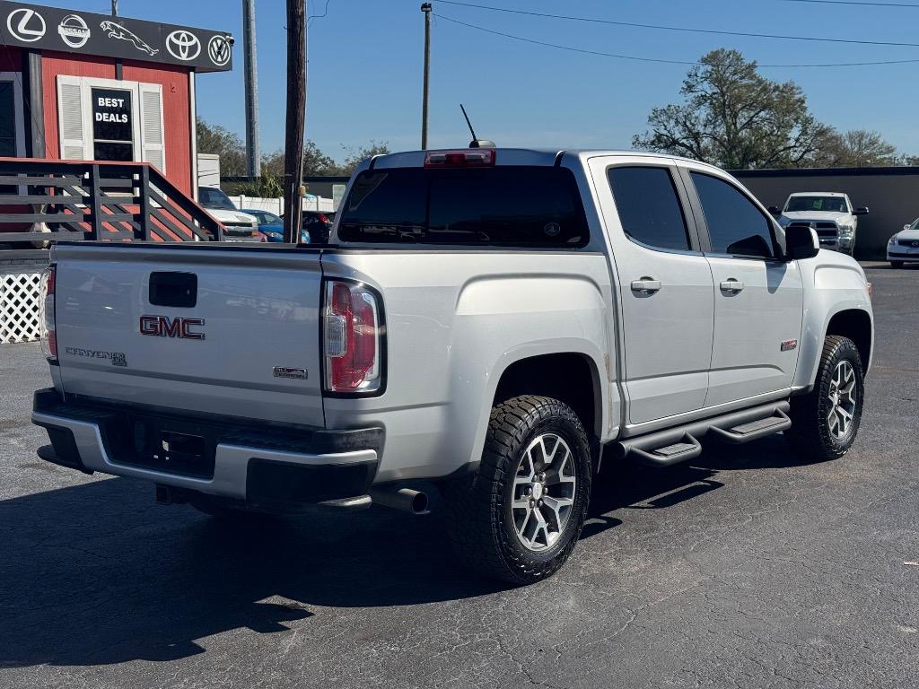 2016 GMC Canyon SLE photo