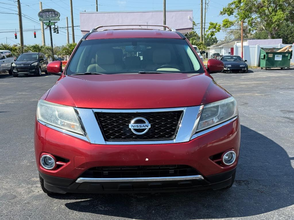 2016 Nissan Pathfinder SL photo