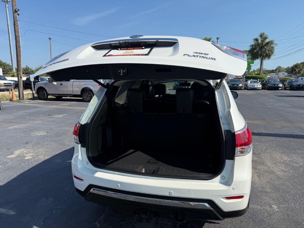 2013 Nissan Pathfinder S photo