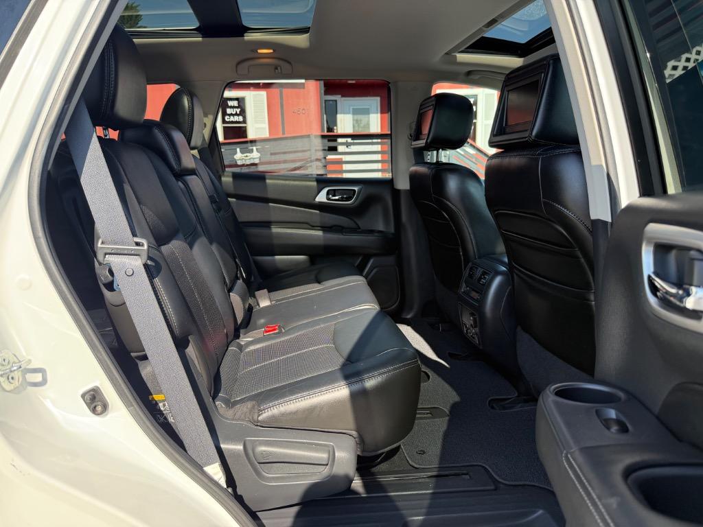 2013 Nissan Pathfinder S photo