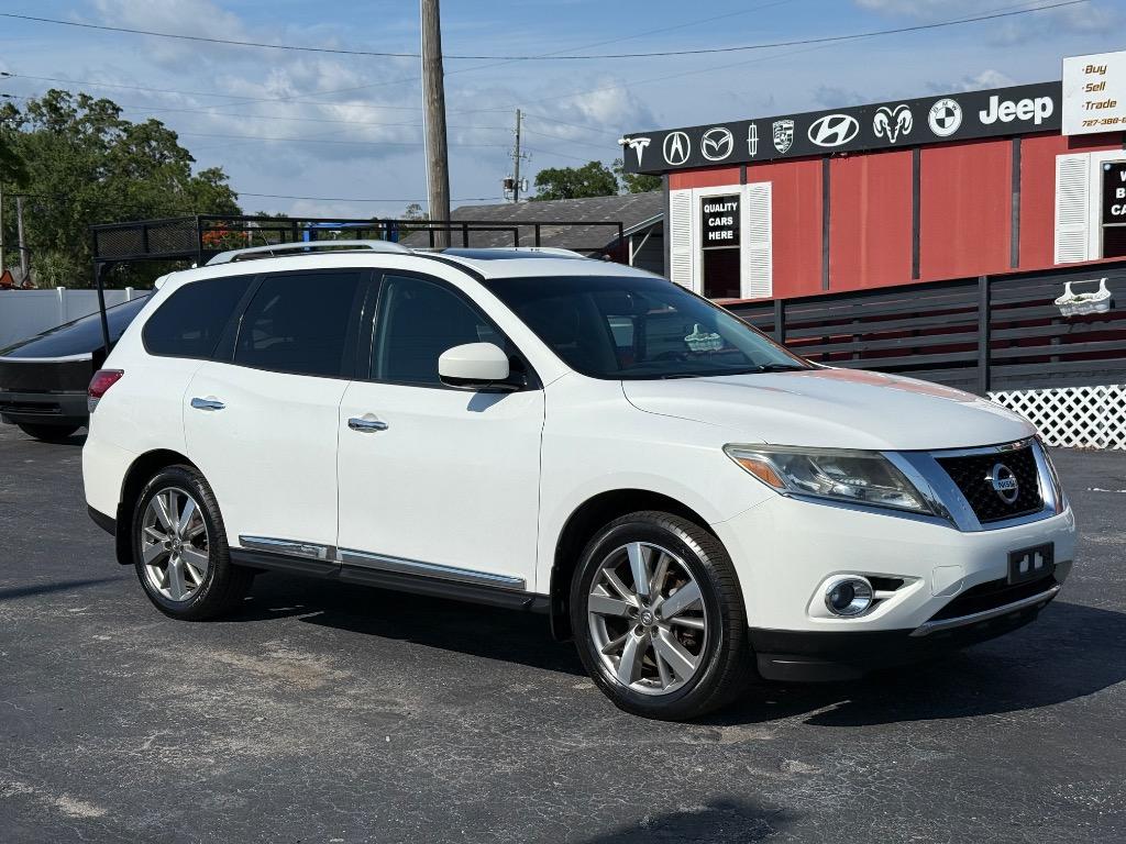 2013 Nissan Pathfinder S photo