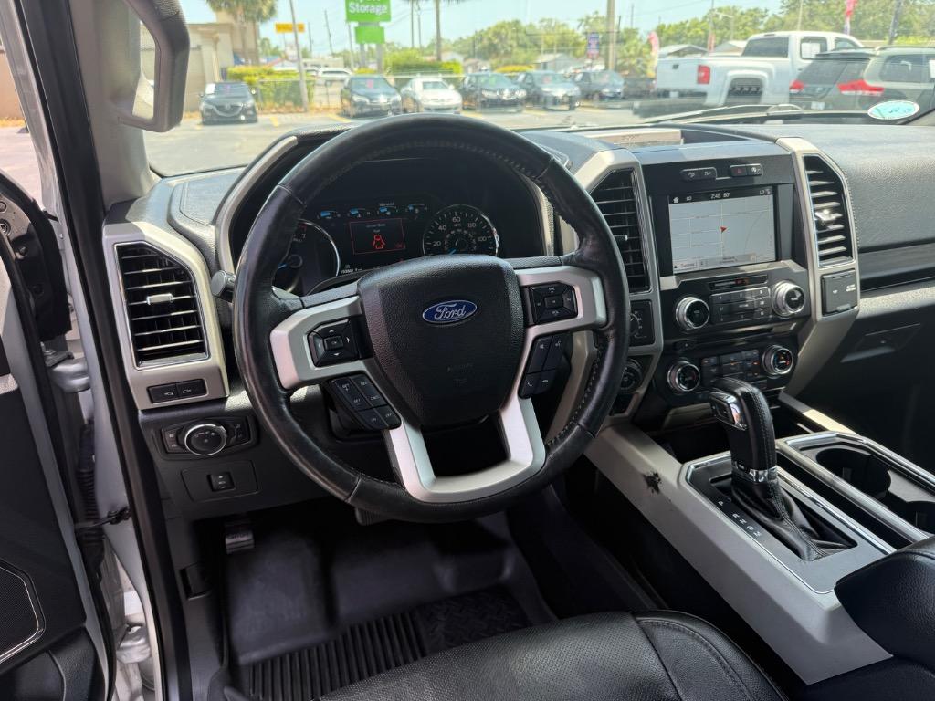2017 Ford F150 Lariat photo
