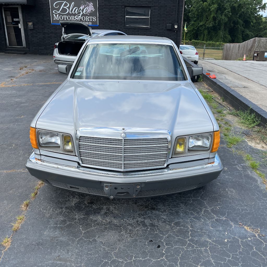 1985 MERCEDES-BEN 380 SERIES           - $10,000
